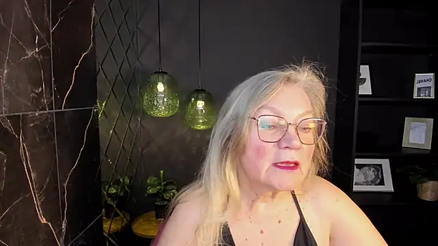 NataliMellow online show from January 5, 5:27 pm