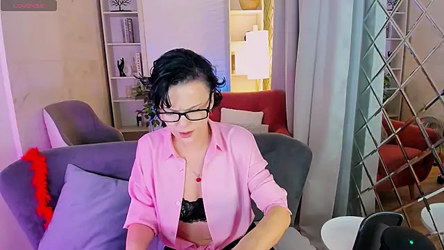 BrandiSweetie online show from March 9, 1:58 pm