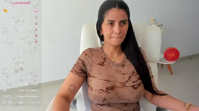 renata t  online show from October 21, 4:33 pm