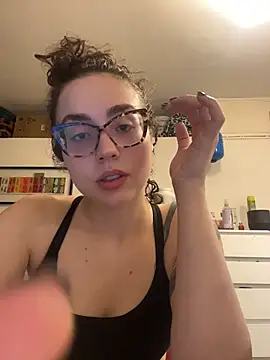 ladyturtle online show from May 29, 9:13 pm