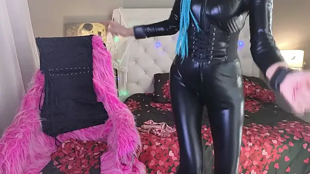 RoxalanaStar online show from March 14, 8:43 pm