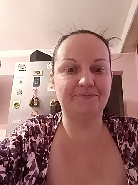 BustyLadyAlma online show from January 12, 7:02 am