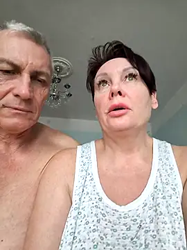  lady red  online show from December 1, 10:19 am