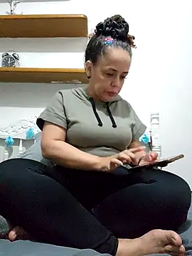 BadMicaela1 online show from November 29, 5:11 am