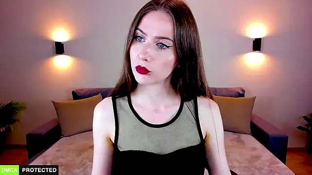 TheWoman   online show from October 7, 6:56 pm