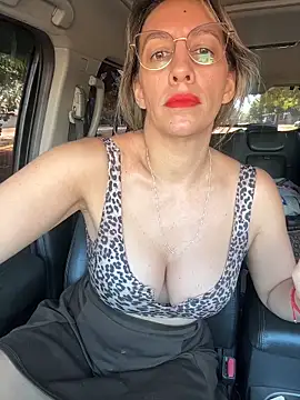 Gatitacarlita online show from March 15, 12:51 pm