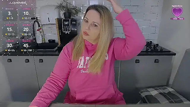 erikaerika online show from March 13, 8:37 am