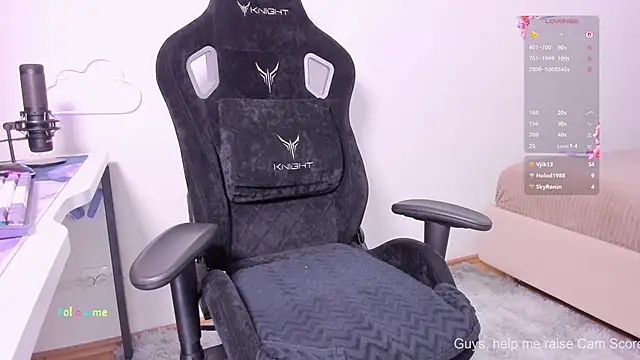 SkyqueenI online show from October 17, 10:40 am