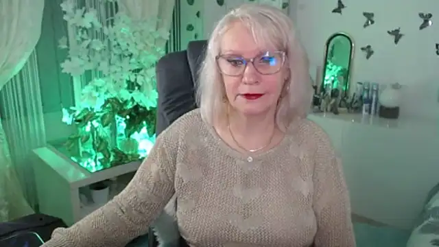 Ghertrude52 online show from February 3, 4:54 am