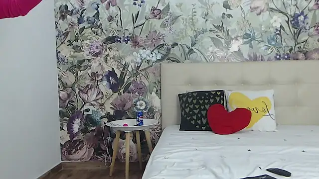 RoseDiamond06 online show from November 27, 3:26 pm