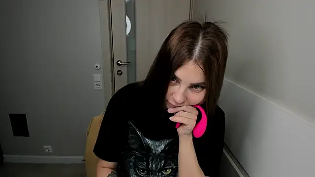 JuliaBusty online show from April 5, 4:55 am