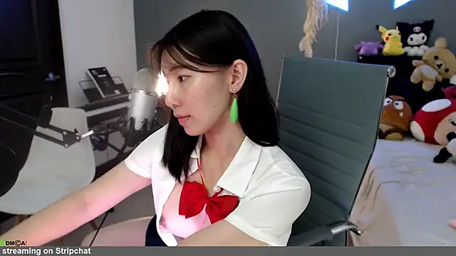 raspberryroll online show from May 15, 4:54 pm