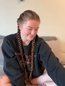 PussiesnCream  online show from September 12, 3:52 pm