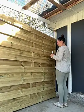 Viola Beck online show from April 28, 7:45 am