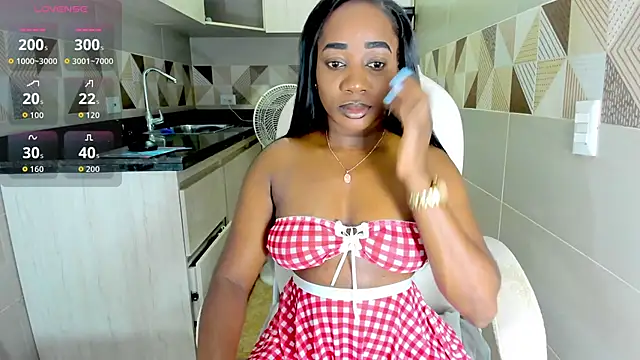 cristaaalclocks1 online show from March 20, 1:38 pm