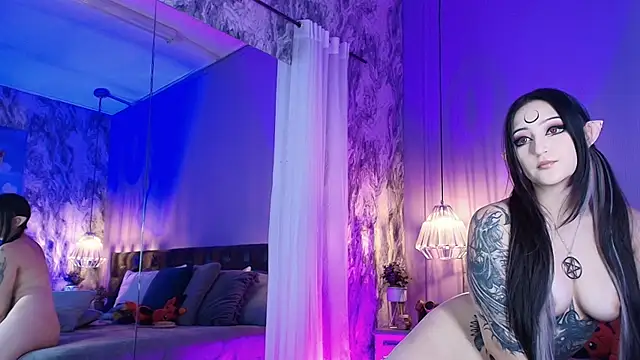 Charlotte Germanotta  online show from May 29, 6:06 pm