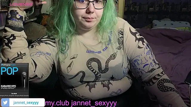 JannetPie online show from December 14, 5:02 am