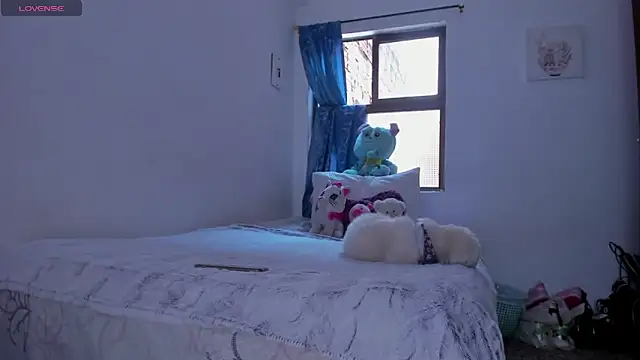 AlondraDiossa03 online show from April 20, 4:54 pm