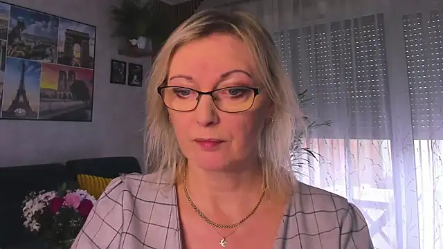 vanessa chat online show from February 16, 2:28 pm