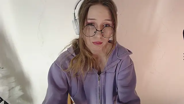  Hanna Moon  online show from February 6, 10:07 am