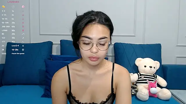 kwana colada online show from September 24, 1:21 pm