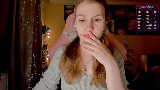 GoodWitch  online show from September 16, 6:54 am