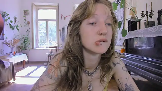 Miranda2 0 online show from September 23, 7:28 am