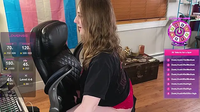 luluvaladon online show from March 27, 4:36 am