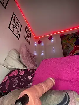 Emma Brown 12 online show from October 11, 10:45 pm