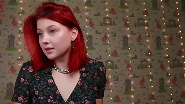 SmokyRose online show from September 17, 7:06 am