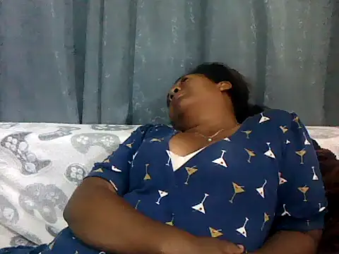 sexyladii online show from October 15, 6:43 pm