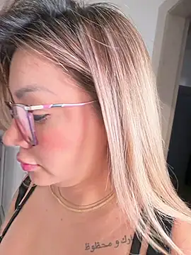 DIANITA 1988 online show from April 4, 2:16 pm