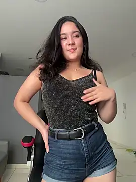 Nina lovi online show from March 6, 6:47 pm