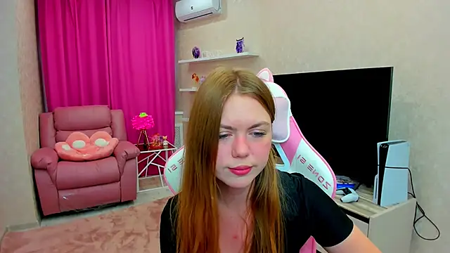 Strawberrye online show from October 17, 5:21 am