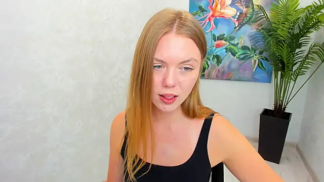 Strawberrye online show from February 20, 6:26 am