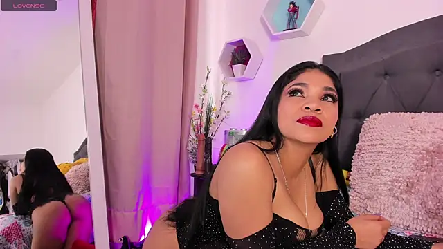 kendallhot7 online show from April 9, 8:47 pm