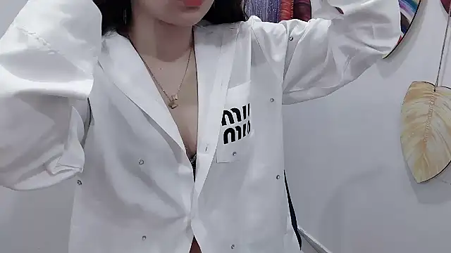 Aminababiew online show from April 18, 1:30 am