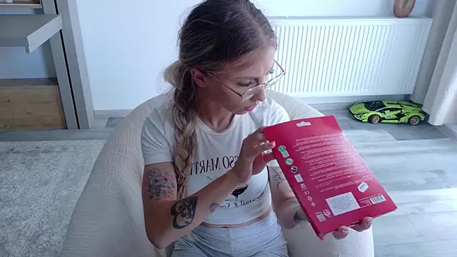 Deidi sweet online show from September 12, 2:35 pm