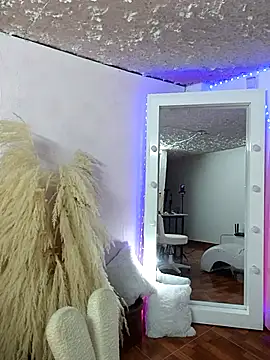 zullyxhot online show from October 12, 8:55 pm