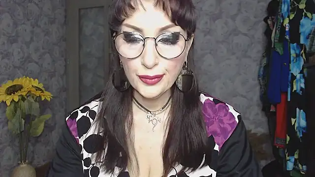 Aziza1 online show from May 14, 5:08 pm