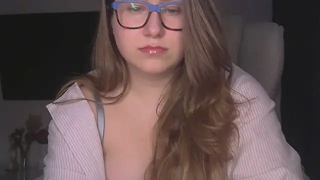 SeasonalSomeone online show from March 4, 12:06 am