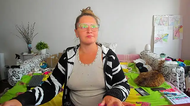 IamYourNarcotic online show from October 10, 12:32 pm