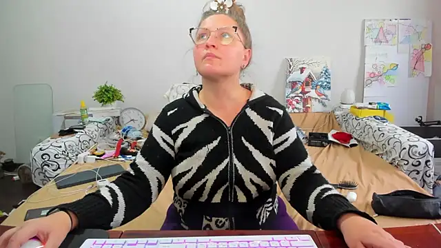 IamYourNarcotic online show from February 14, 9:22 am