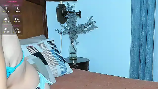 Christine 35 online show from October 28, 2:45 pm