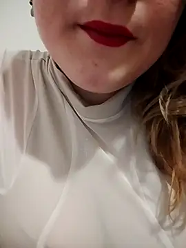 SWEETLUNA077 online show from January 17, 6:48 pm