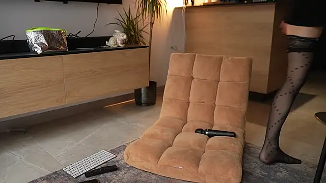 ibiddi online show from September 17, 8:34 am