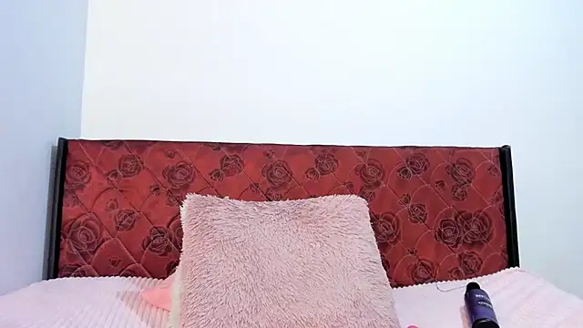 Bonnie Grace online show from November 27, 8:23 pm