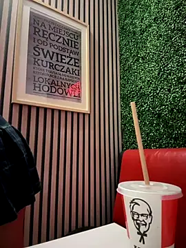 The Snowwhitee online show from October 5, 9:14 am