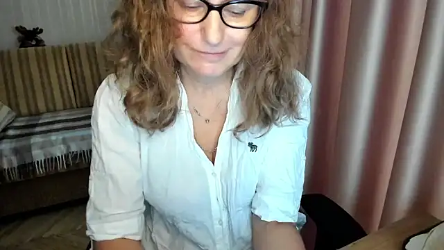 lauraoven online show from December 2, 8:49 am