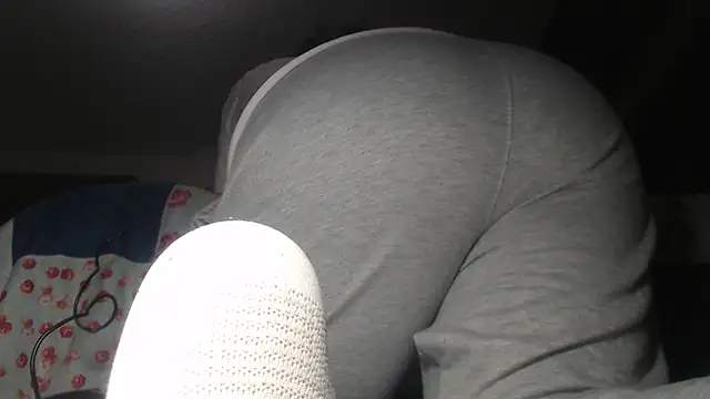 prettyangelsquirt online show from December 2, 1:18 am